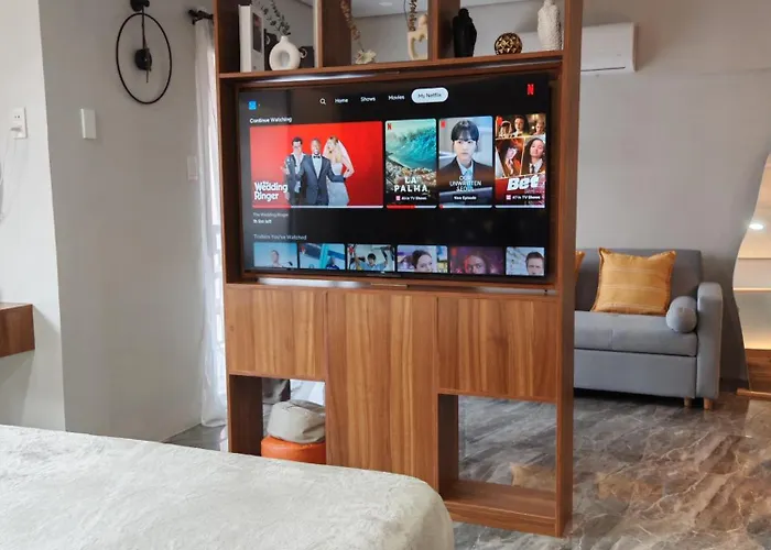 Traveler's Nest Near Airport, Netflix, Stylish, Cozy With Swimming Pool アパート *
